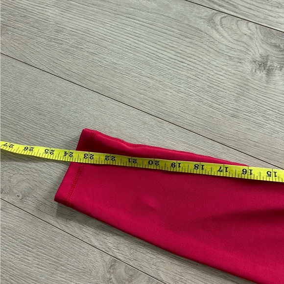 ECHT Pink Scrunch Leggings - Picture 9 of 10